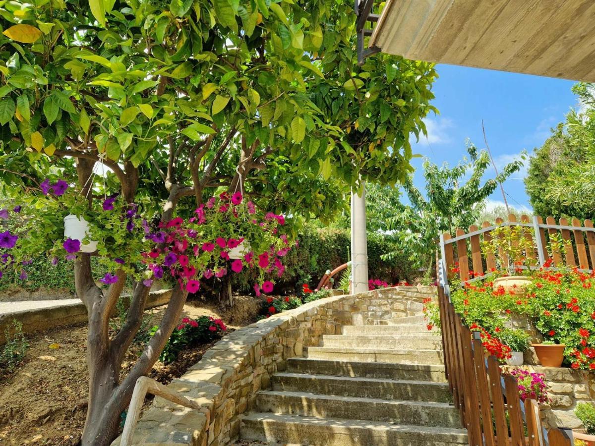 Pietra Del Colle Agriturismo Altavilla Silentina Exterior foto